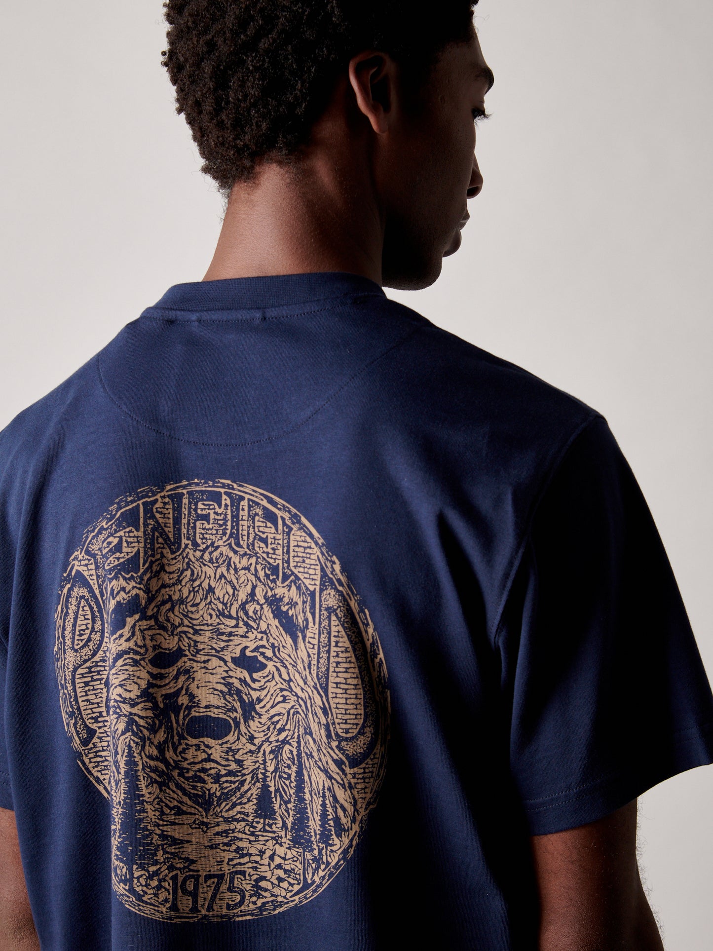 Wild Bear T-Shirt - Navy Blue